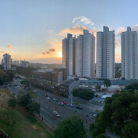 707- Apartamento Encantador, Amplo E Decorado, Quarto, Sala, Cozinha, Mobiliario Moderno, Cozinha Completa Com Utensilios , Excelente Vista Da Cidade E Localizacao Privelegiada No Bairro Bigorrilho Curitiba Exteriér fotografie